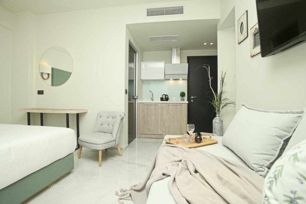Athinais Luxury Apartments Hanioti Eksteriør bilde