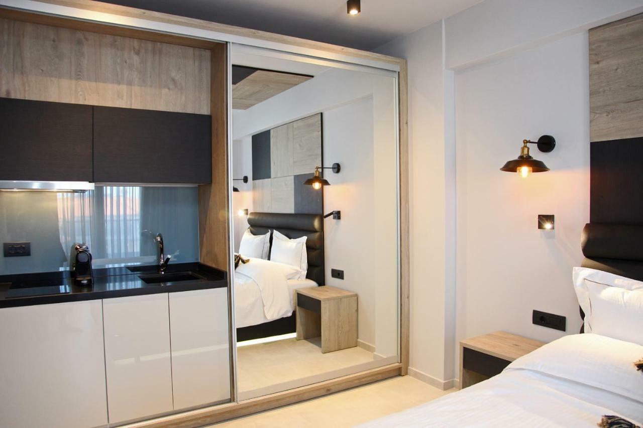 Athinais Luxury Apartments Hanioti Eksteriør bilde