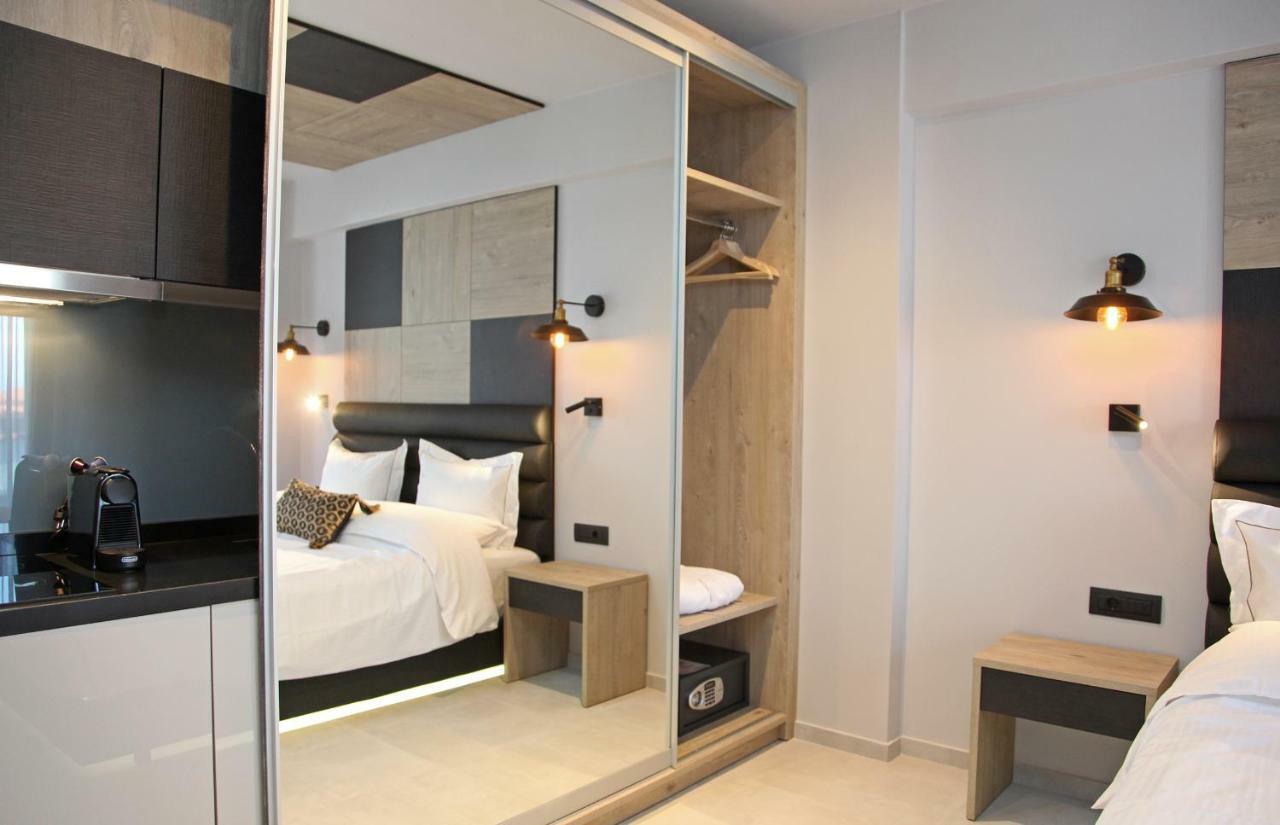 Athinais Luxury Apartments Hanioti Eksteriør bilde