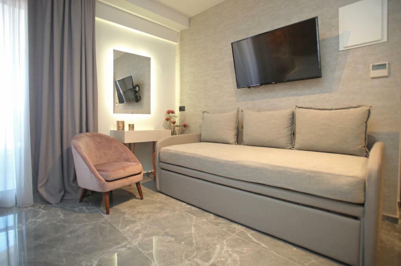 Athinais Luxury Apartments Hanioti Eksteriør bilde