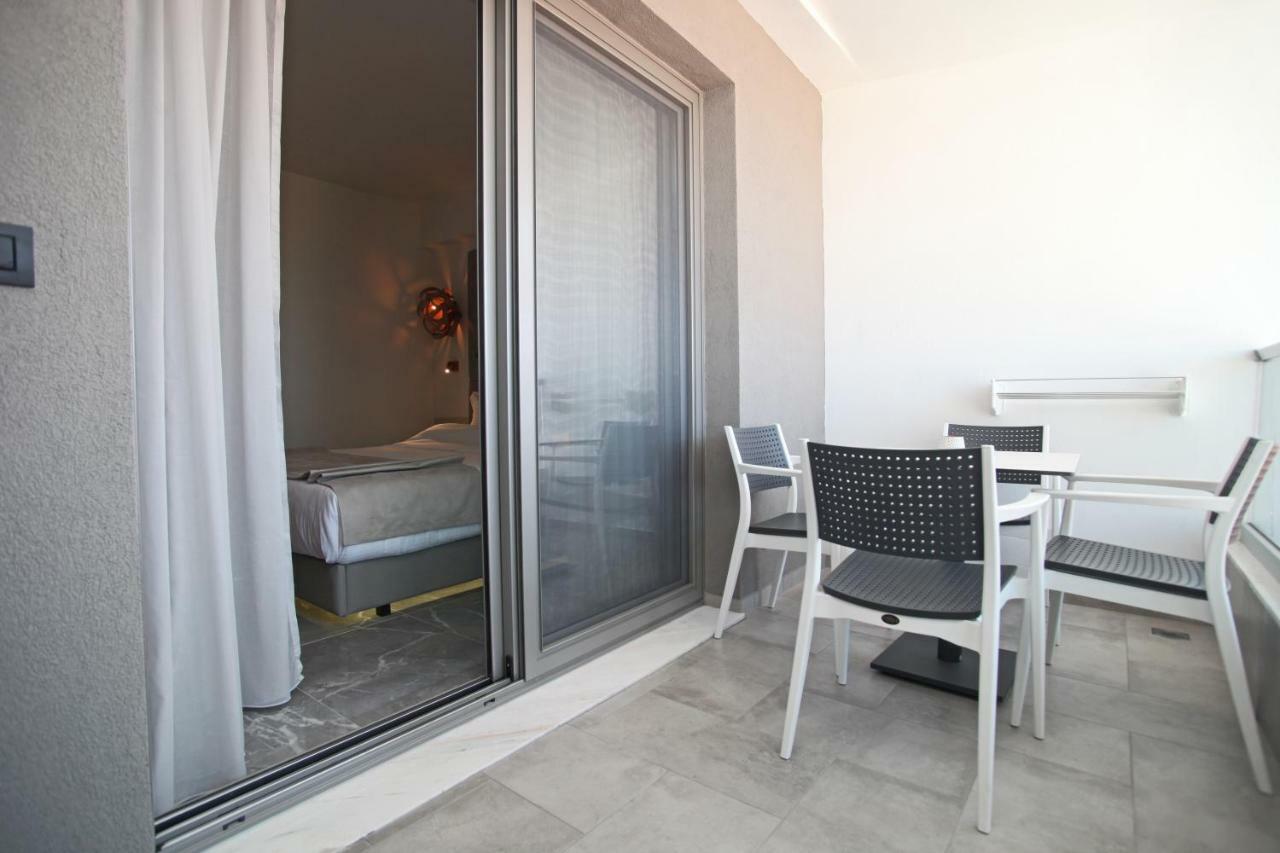Athinais Luxury Apartments Hanioti Eksteriør bilde